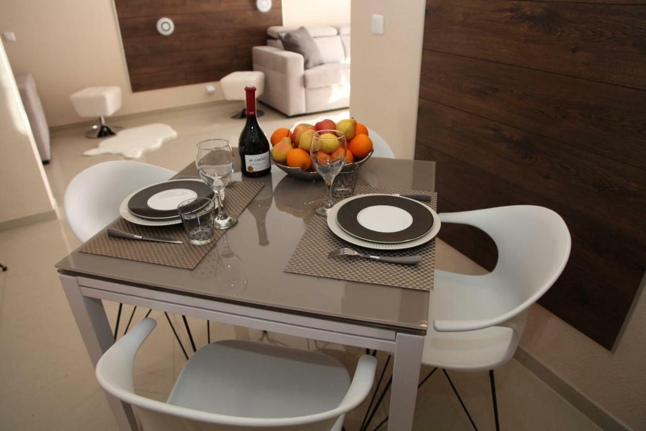 Stylish 2 Room Flat 60 Meters To The Beach Niza Exterior foto