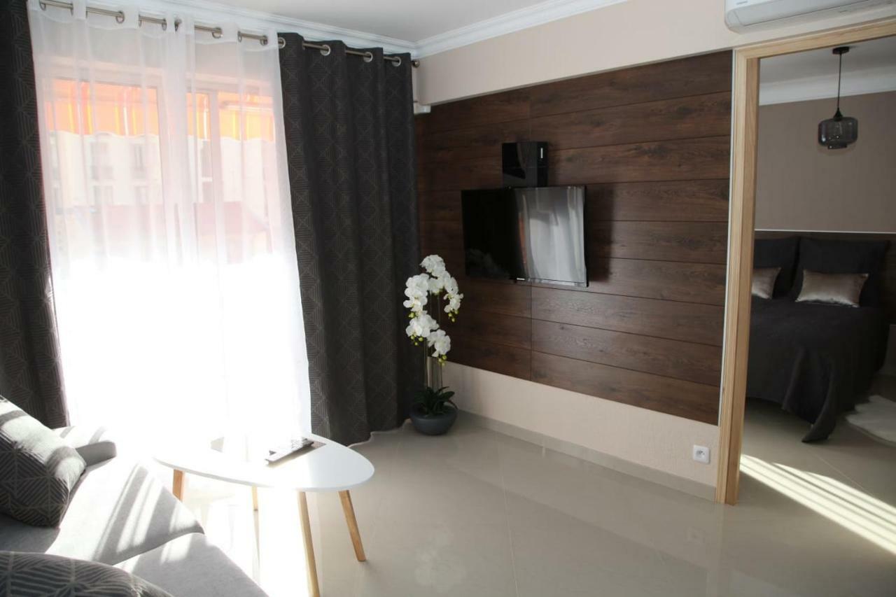 Stylish 2 Room Flat 60 Meters To The Beach Niza Exterior foto